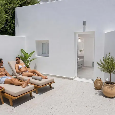 Hotel Pattys Desing Suites- Private Hot Tub With Yard- Fira Center