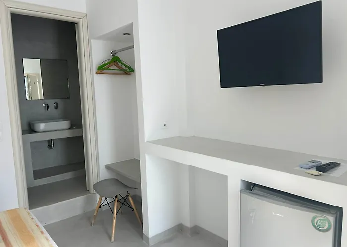 Pattys Dezing Hotel *